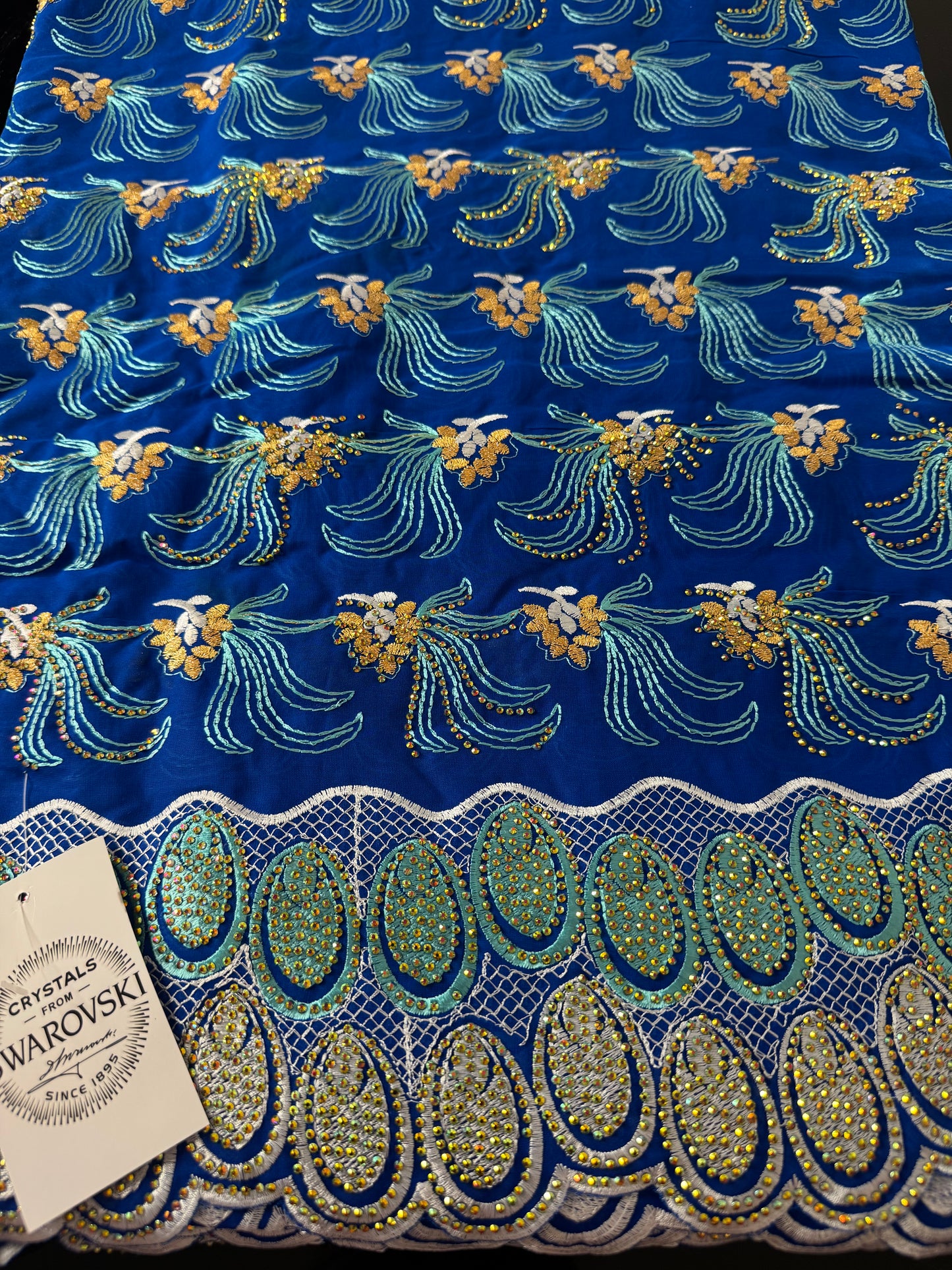Voile brodé Swarovski